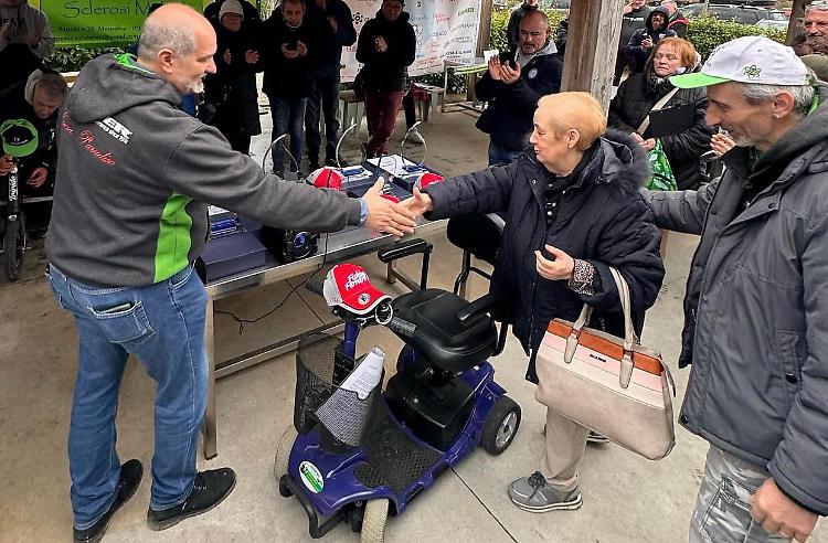 Pesca inclusiva, con il ricavato una carrozzina elettrica