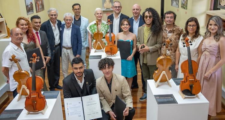 Cremona e la Colombia: così la liuteria unisce