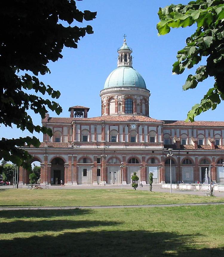 A Caravaggio presidio per non oscurare il santuario
