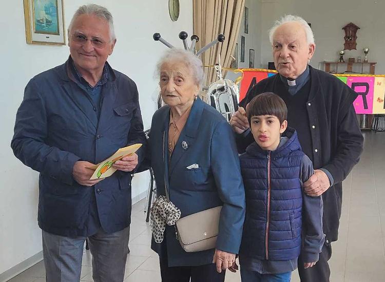 Cento candeline per Giuseppina Carrai