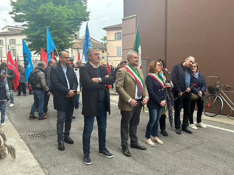 Primo maggio, oltre 350 morti sul lavoro nei primi 4 mesi dell'anno