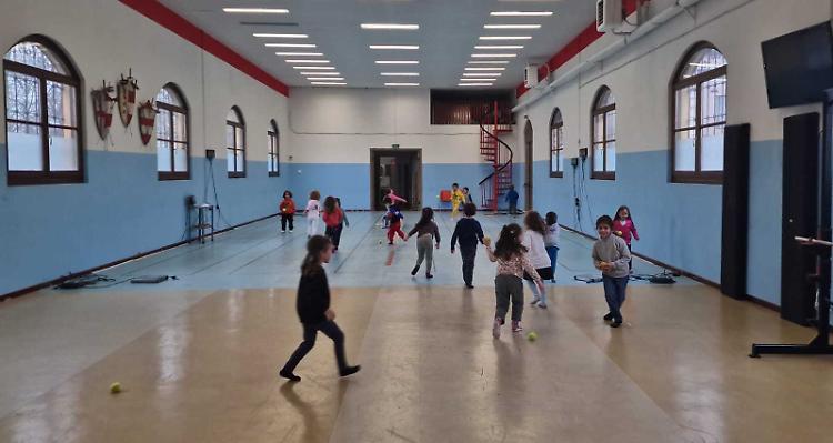 La palestra di scherma è fuori combattimento