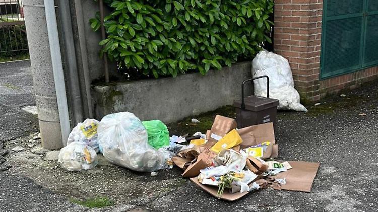 Movida e incivili dei rifiuti nel mirino