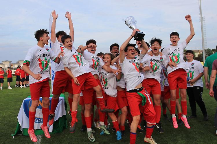 La Ripaltese campione dei Giovanissimi