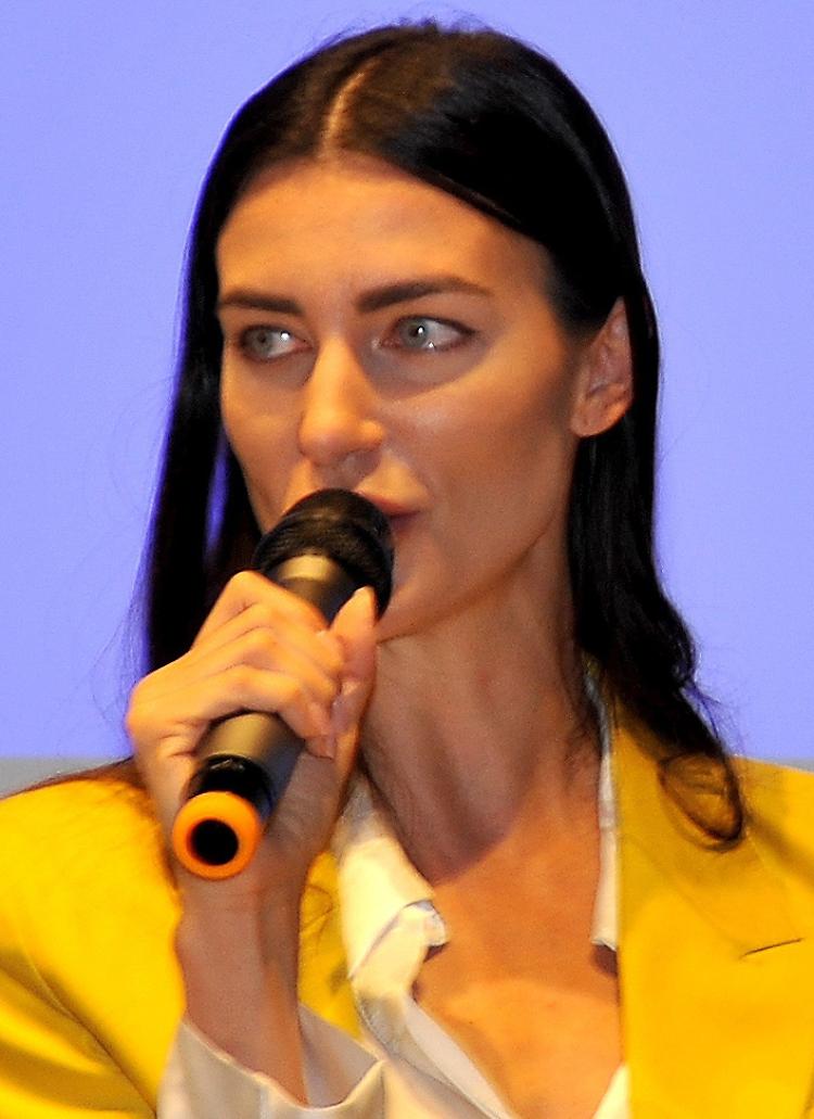 «Troppo grassa» per fare la modella