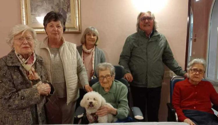 Cento candeline: grande festa per Lina