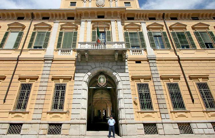 «Ho perso la testa», lo stalking si difende in aula