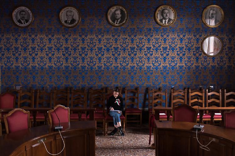 Becoming a citizen. Le foto di Isabella Franceschini