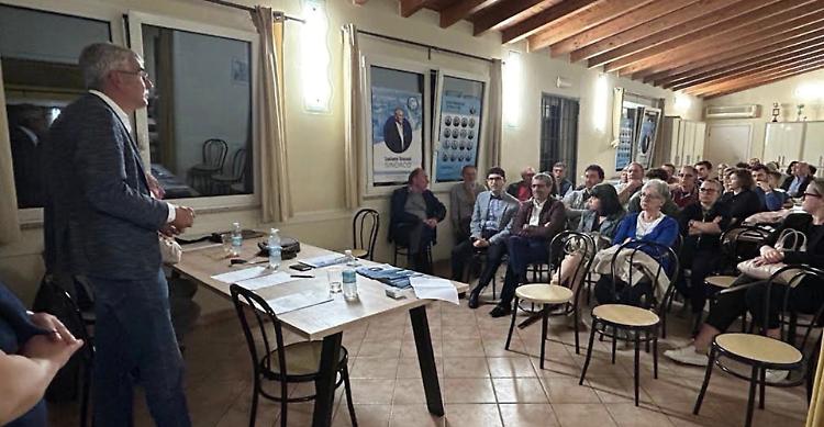 Toscani: «La tangenziale? Aspetta e spera, chissà»