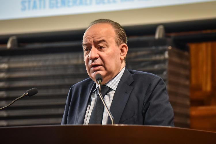 È morto il rettore dell'Università Cattolica Franco Anelli, aveva 61 anni