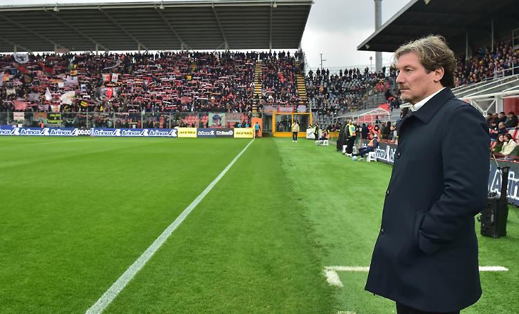 Stroppa: "Mai fatto calcoli, con il Venezia giocheremo da Cremonese"