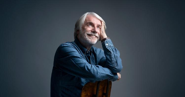 Paolo Crepet torna sul palco con "Mordere il cielo"