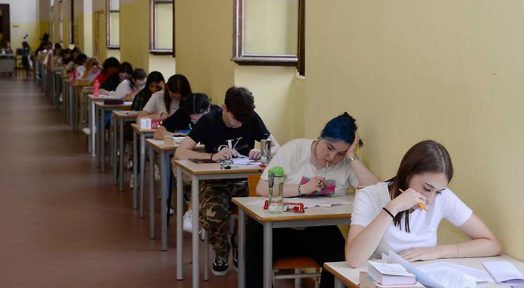 Scritti al via per 2.924 candidati