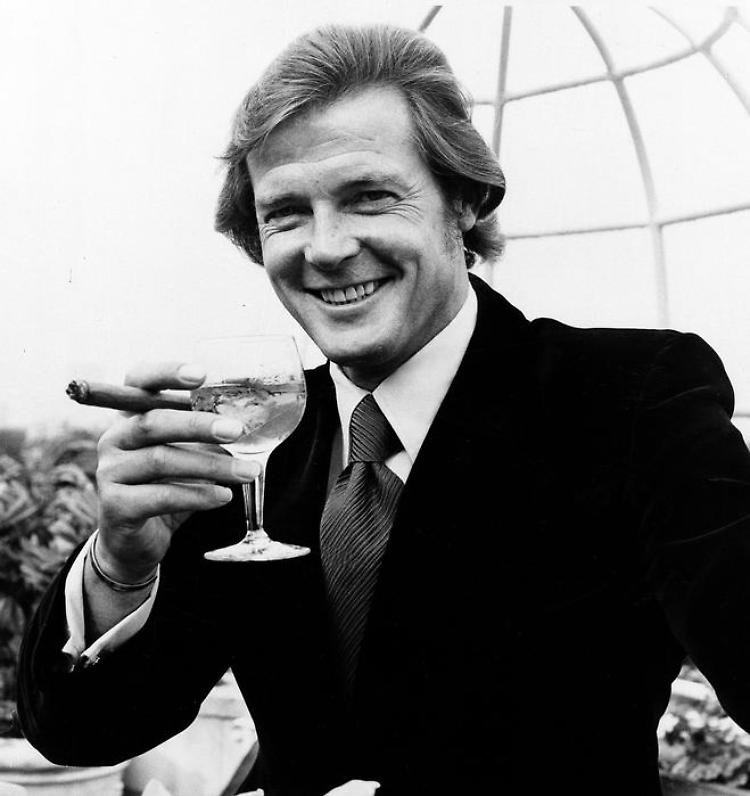 La tomba di Roger Moore a Monaco: tra verità e speculazioni