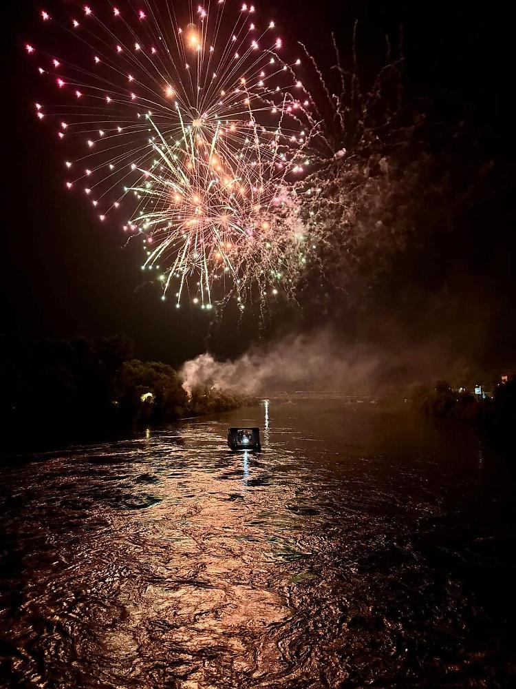 In tantissimi per la 'Notte dei Fuochi' sul fiume Adda 