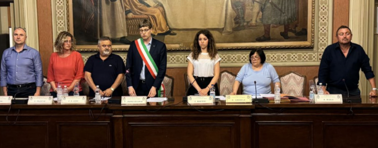 Primo consiglio comunale, l'aula saluta il Bongiovanni ter