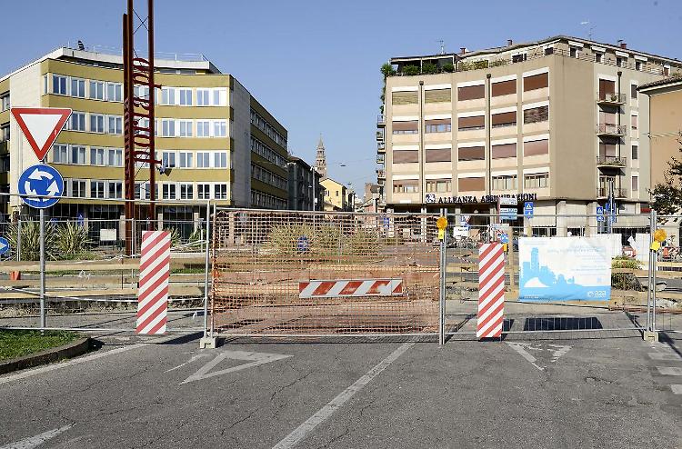  Incolonnamenti e disagi in via del Sale