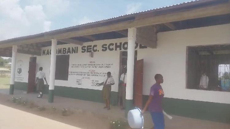 Scuola a rischio chiusura: la generazione Z in piazza