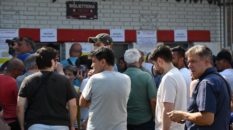 Cremonese: tutti in coda per gli abbonamenti
