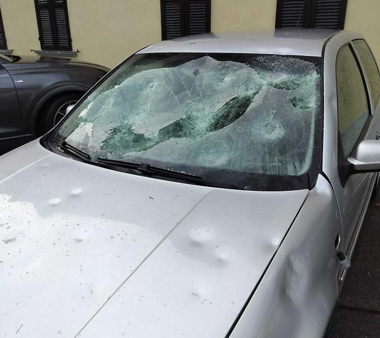 Grandinata record: «Dopo un anno niente soldi»