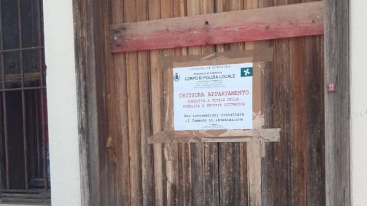 Tre case popolari sgomberate dagli abusivi