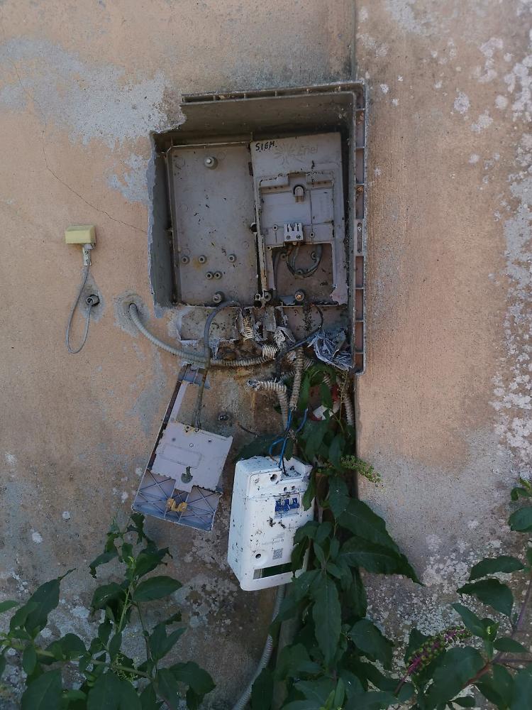 Vandali in azione al cimitero di San Martino in Beliseto