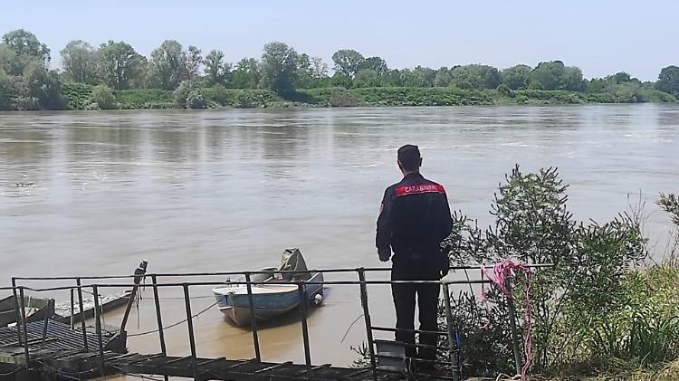 Carabinieri forestali, individuate sette aziende abusive lungo i fiumi