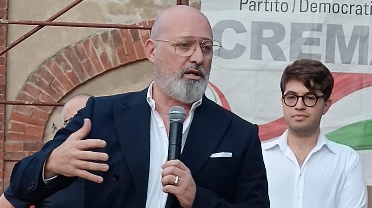 Festa del Pd, Bonaccini: «Chi sta con Vannacci nega l'Italia di oggi»