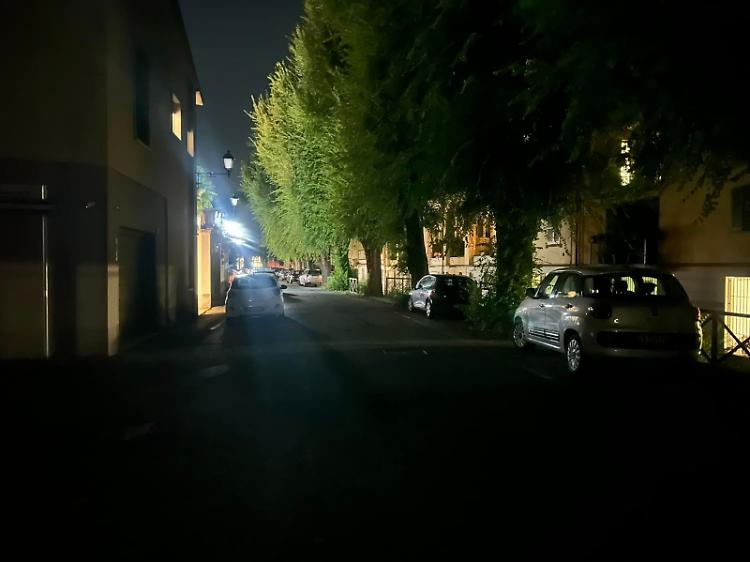 Continuano i blackout in città, illuminazione pubblica ko