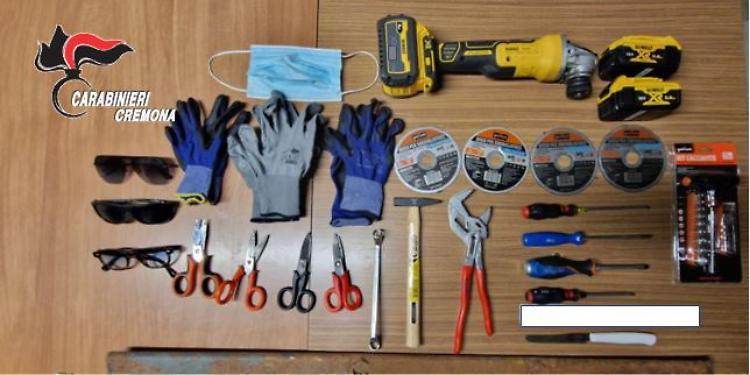 Truffa dei finti tecnici: colpo sventato e arresti dopo un inseguimento nelle vie di Offanengo