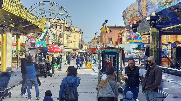 Manodopera clandestina, venditore alla fiera di San Carlo denunciato e sanzionato