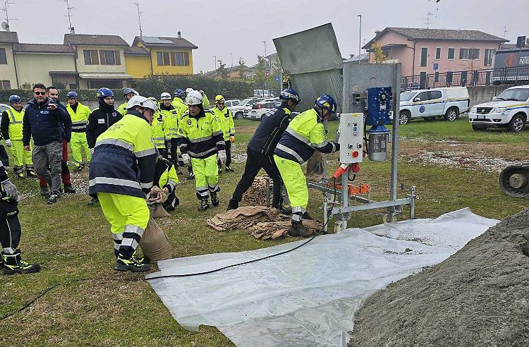 Protezione civile, prove tecniche di calamità