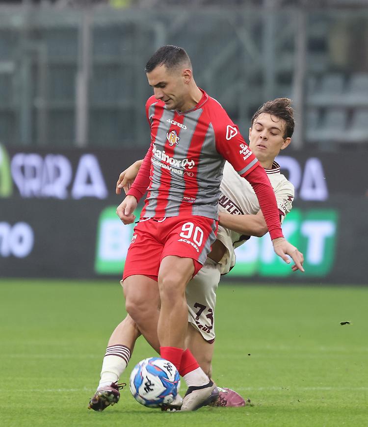 Bonazzoli ora sta bene: "La Cremonese pensa solo al Frosinone"