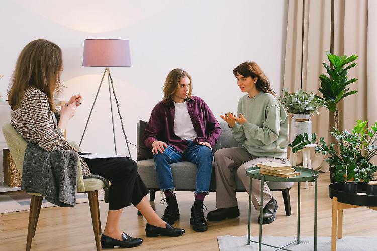 Sempre più famiglie in crisi, il consultorio triplica
