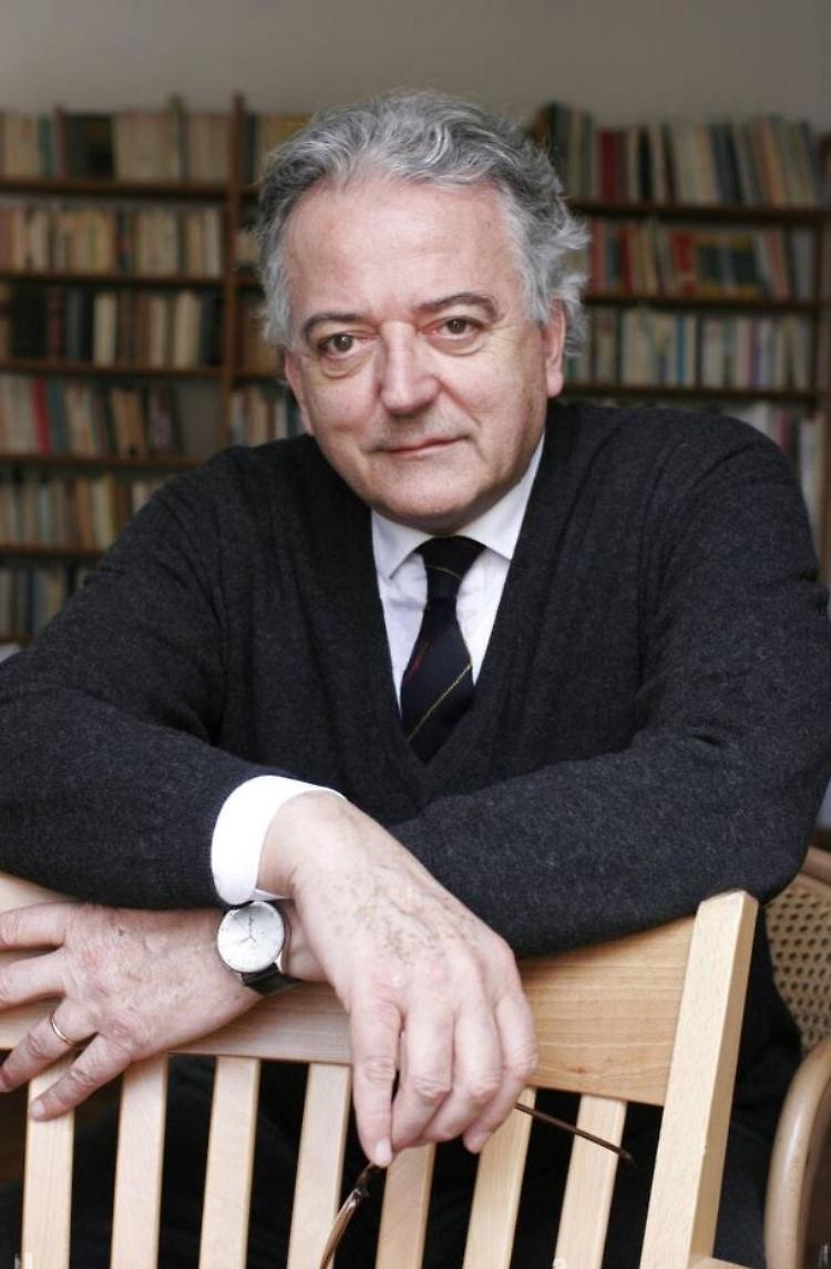 Scontro fra generazioni: «La città può educare»