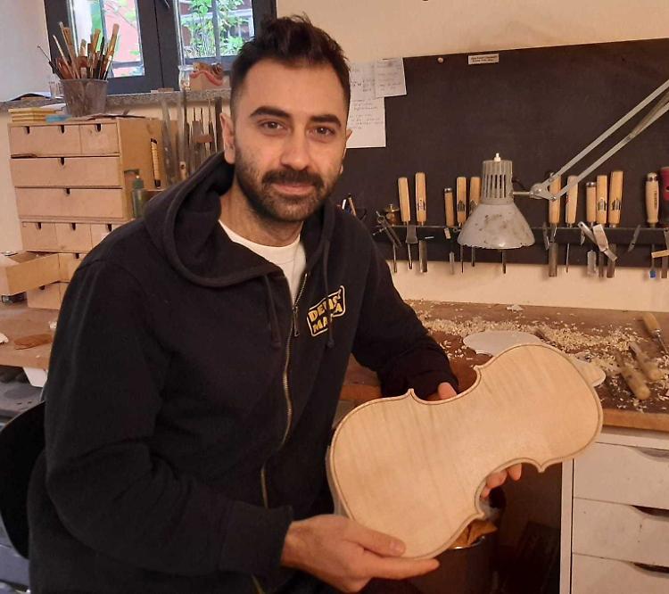L’America premia la Russia. Il violino di Azoyan da podio