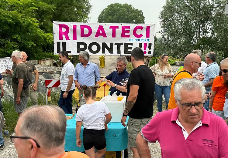 Ponte, tempi shock: «Così il territorio non può resistere»