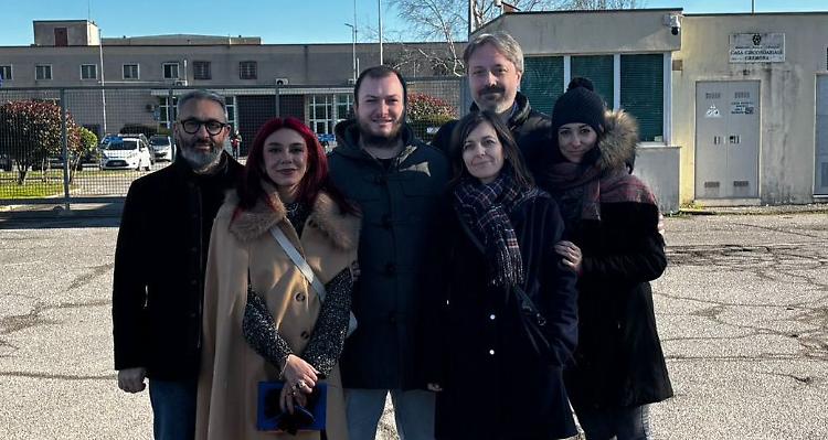Radicali in carcere, celle strapiene: «Affollamento al 145%»