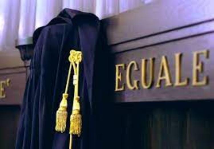 Diffamò il sindaco, 55enne arrestata