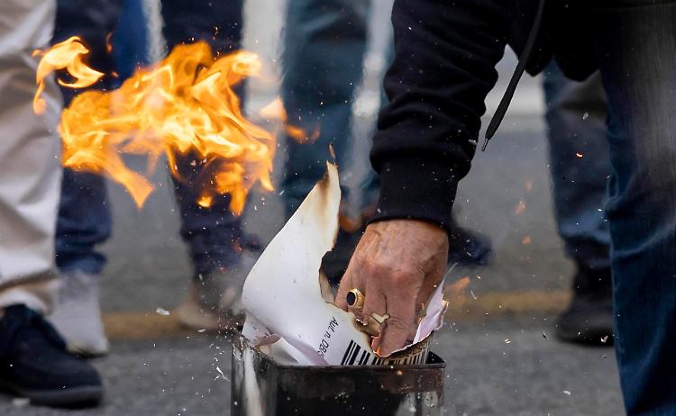 Caro gas: «Così è a rischio la nostra sopravvivenza»