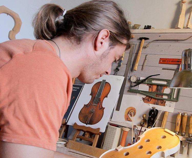  «Gli eredi di Stradivari vinceranno solo uniti»