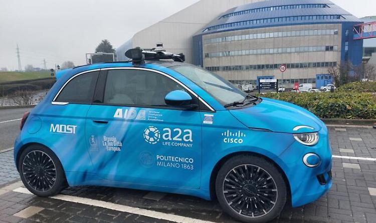 La 500 va da sola dal cliente, arriva il car sharing autonomo 