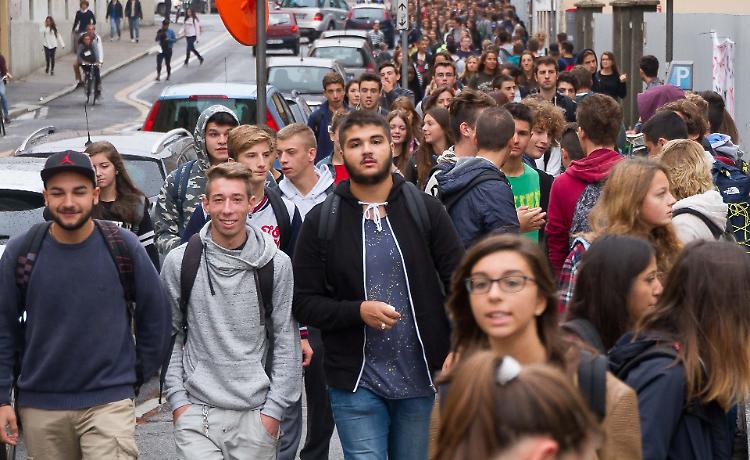 Gli studenti a picco: la ripresa dal 2030