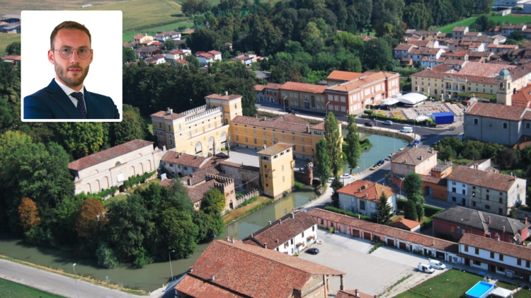 Servizio scuolabus, la replica del sindaco di Torre ai colleghi: «L’ora della responsabilità»