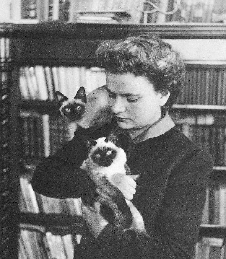 Relazione di Chiara Persico sulla figura di Elsa Morante
