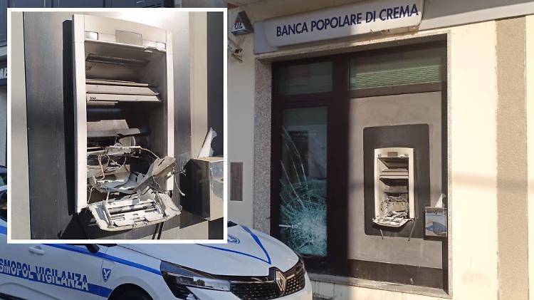 Assaltato il bancomat di via Roma, ma il colpo va a vuoto
