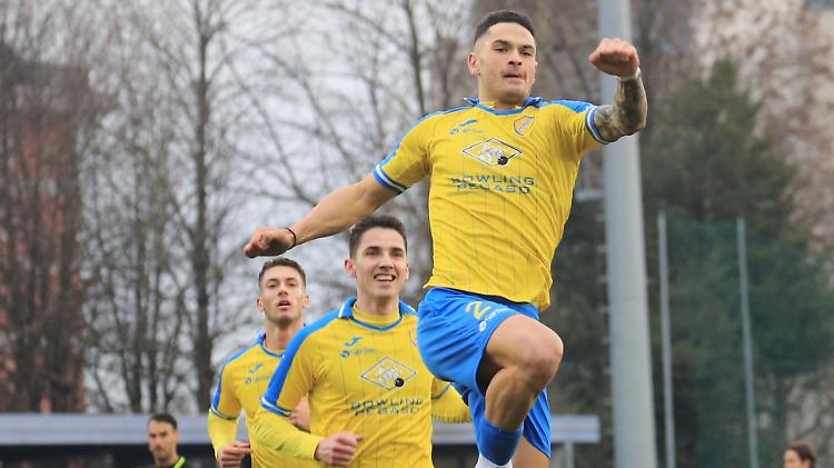 Colpo di genio di Tonoli, e il Pergo torna alla vittoria (1-0)
