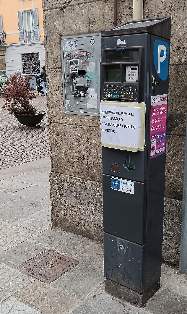 Parchimetri ko in piazza Garibaldi