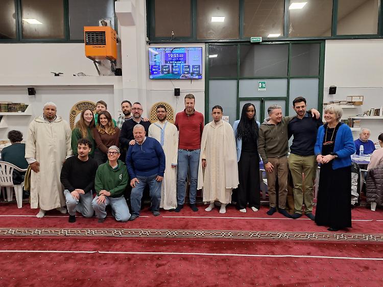 Cena del Ramadan: la convivenza si impara a tavola
