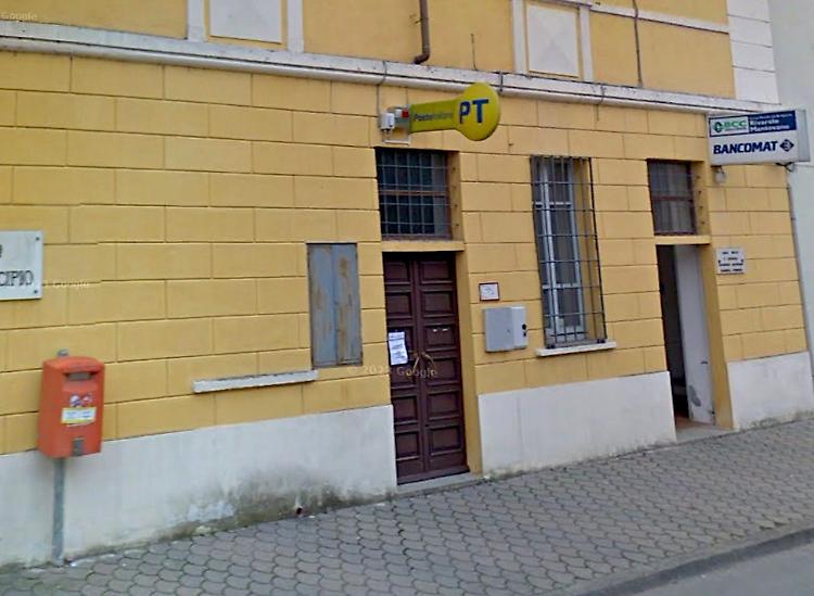 Lavori alla posta, ufficio chiuso